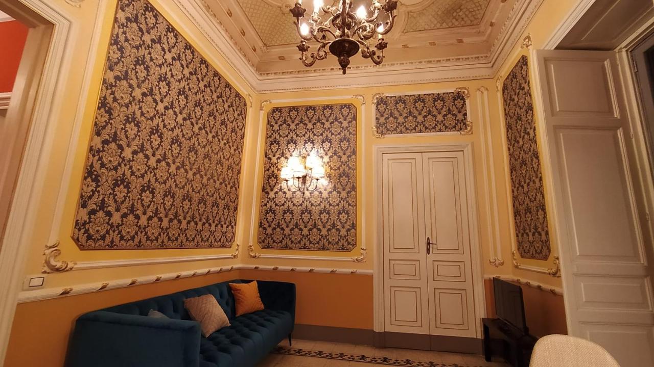 Palazzo Arcidiacono - Luxury Holidays Катания Экстерьер фото