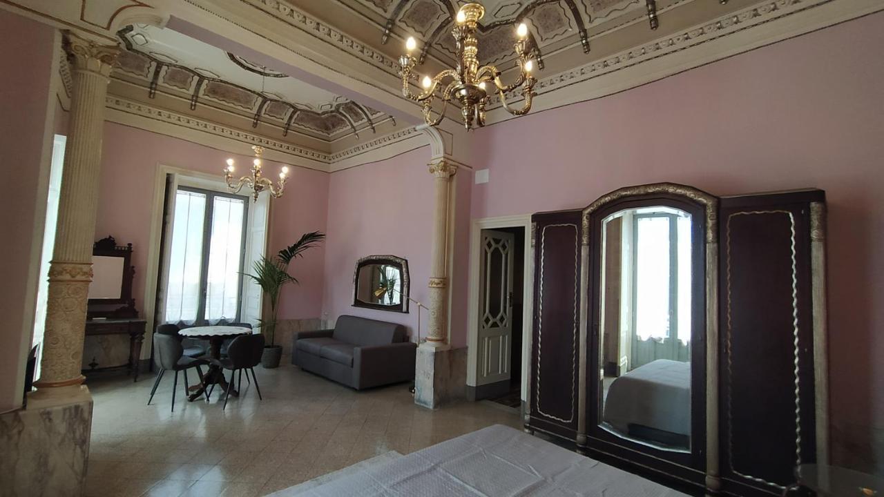 Palazzo Arcidiacono - Luxury Holidays Катания Экстерьер фото
