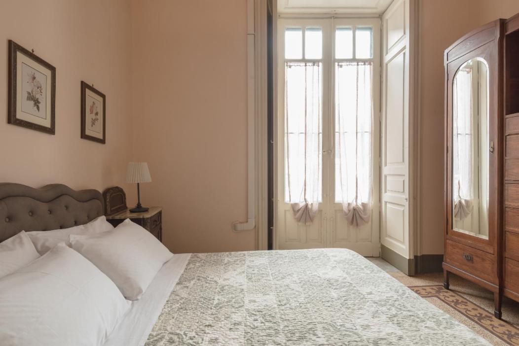 Palazzo Arcidiacono - Luxury Holidays Катания Экстерьер фото