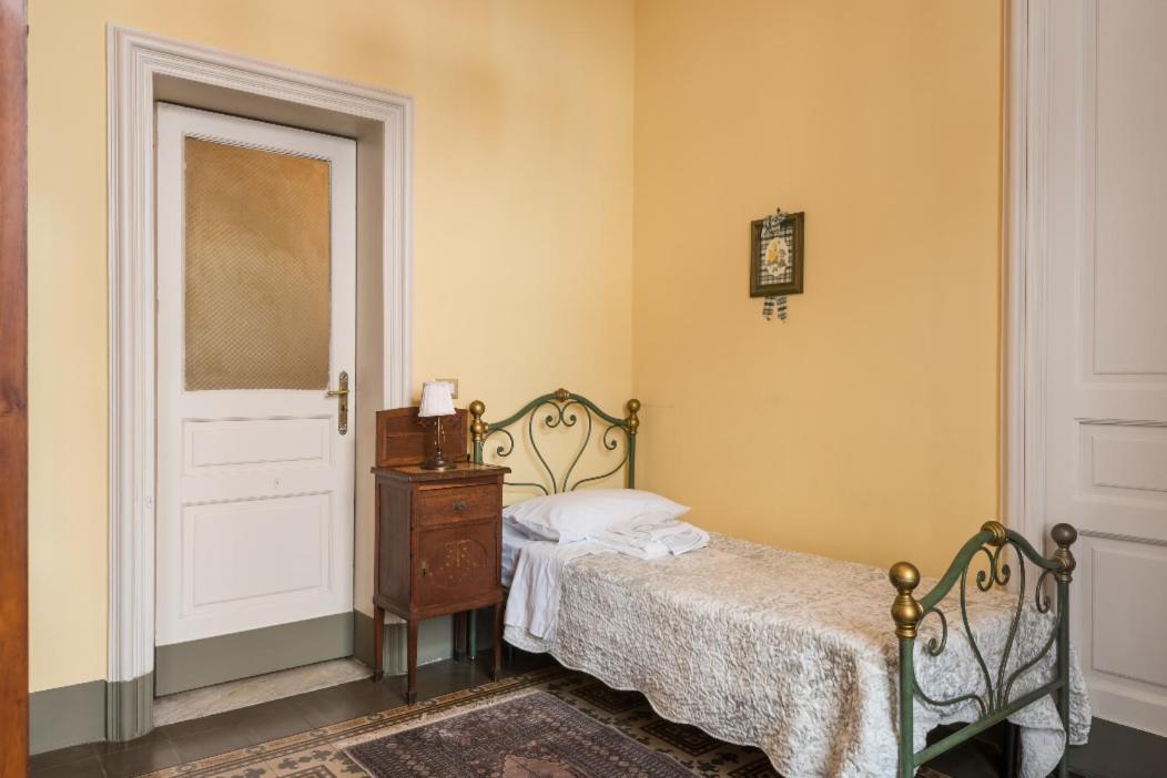 Palazzo Arcidiacono - Luxury Holidays Катания Экстерьер фото